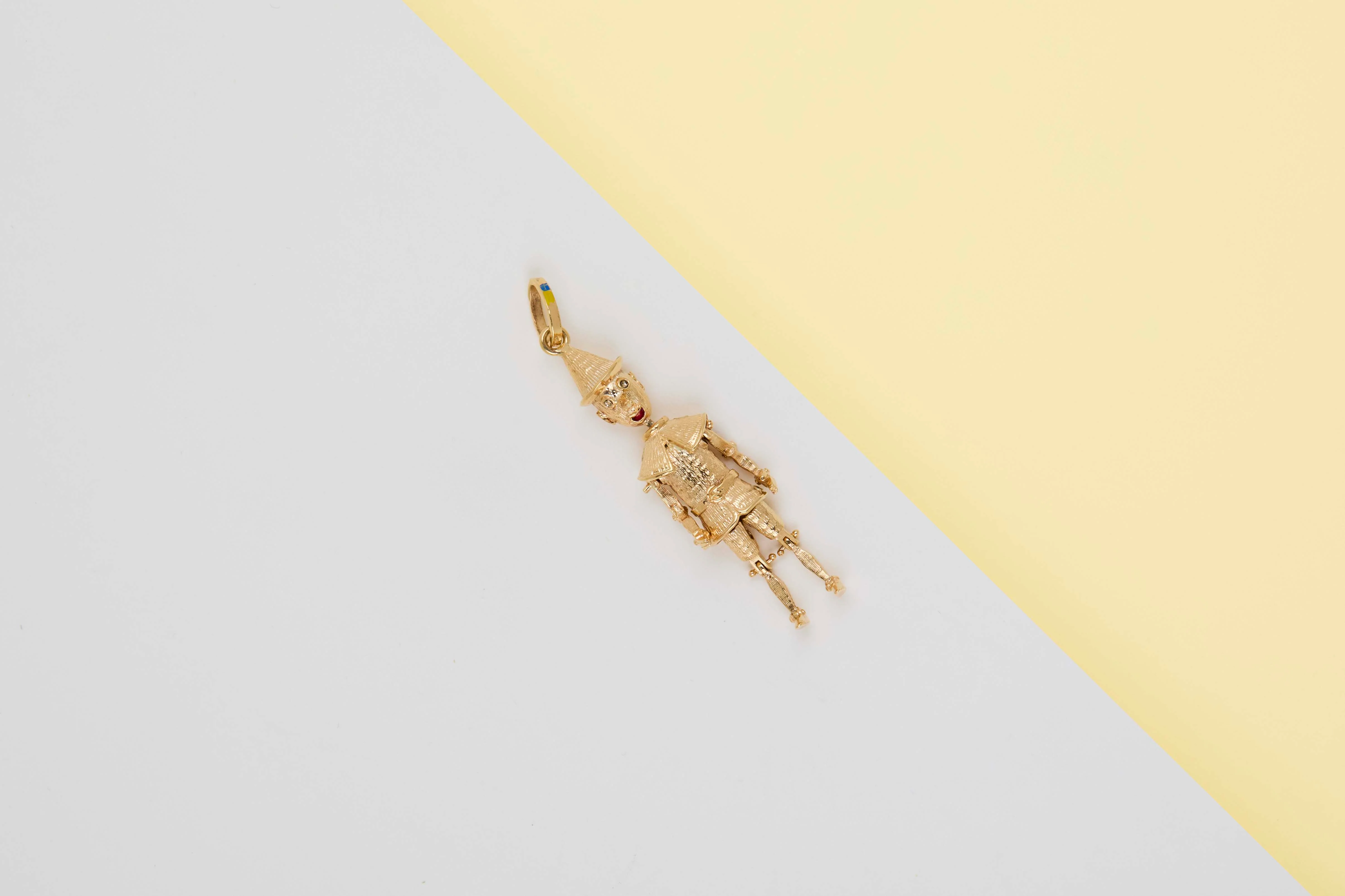 18 ct. Yellow Gold Pendant - Image 2