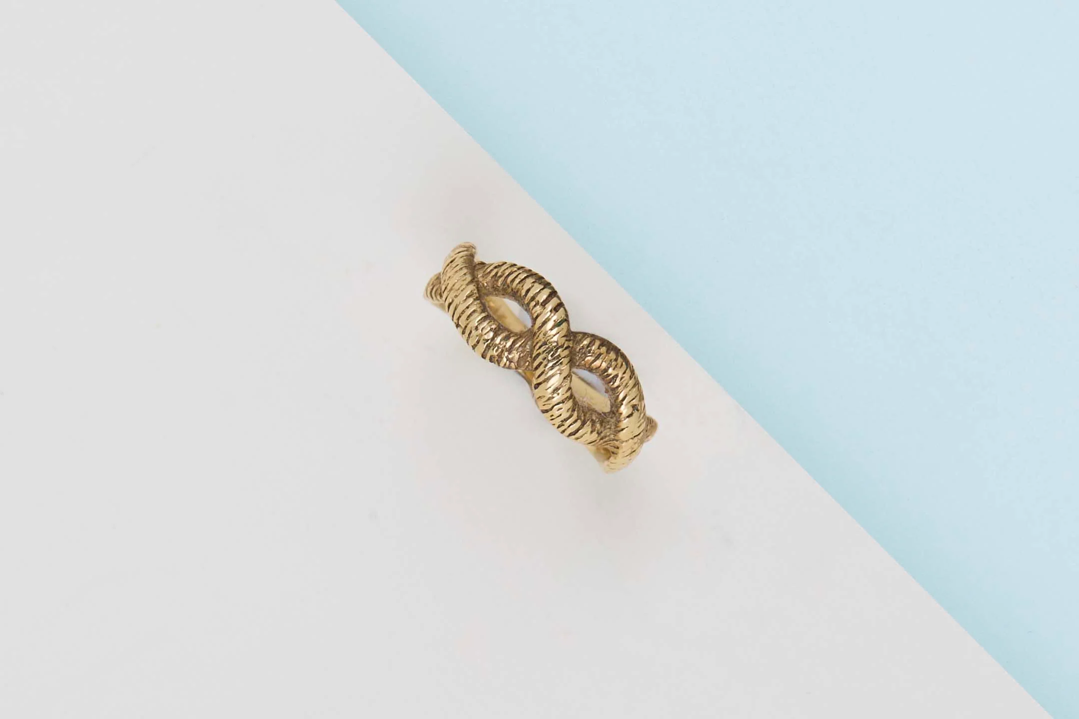 18 ct. Yellow Gold Ring - Size 49 - Image 2