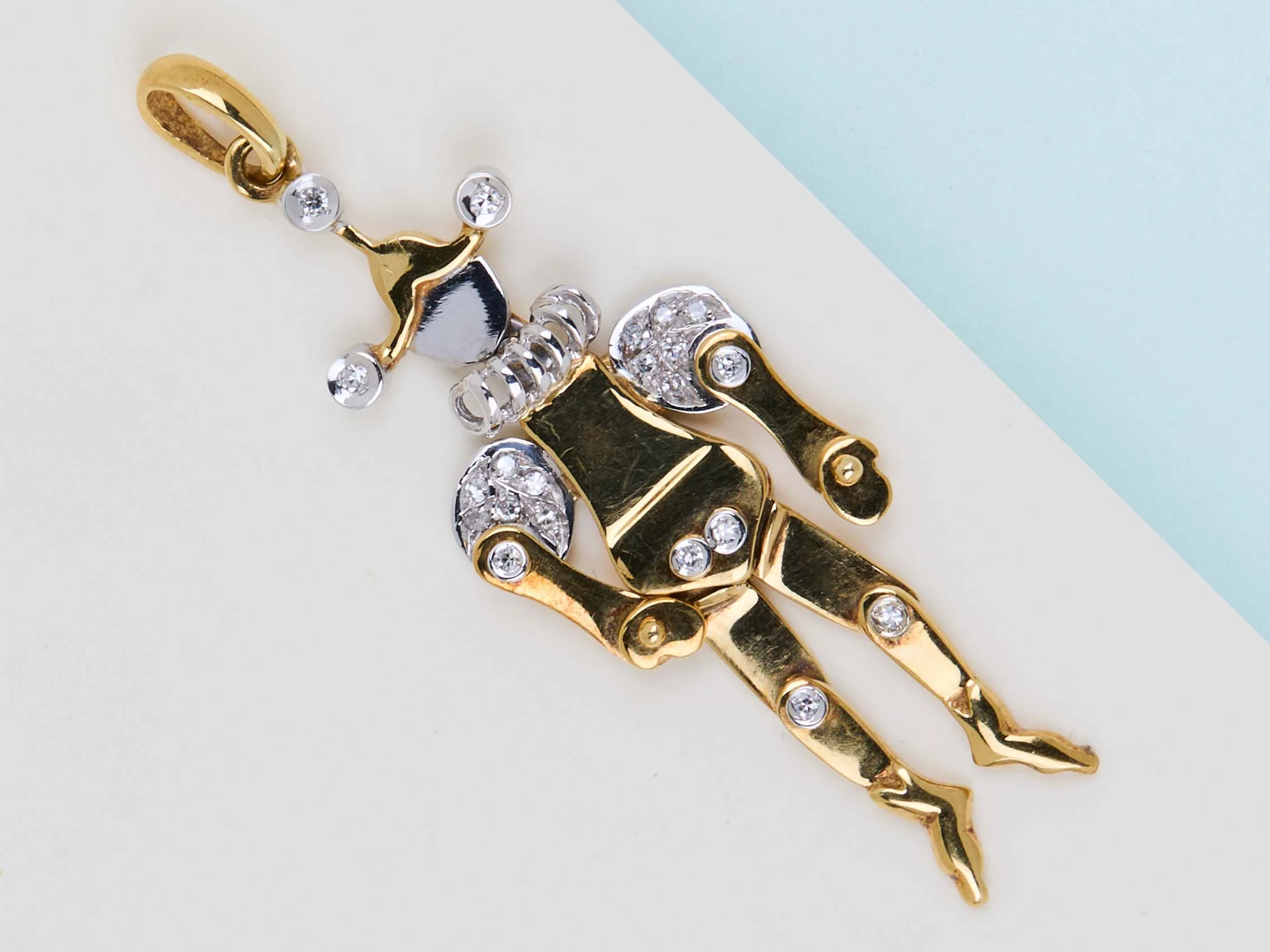 18 ct. White & Yellow Gold with Diamonds Pendant