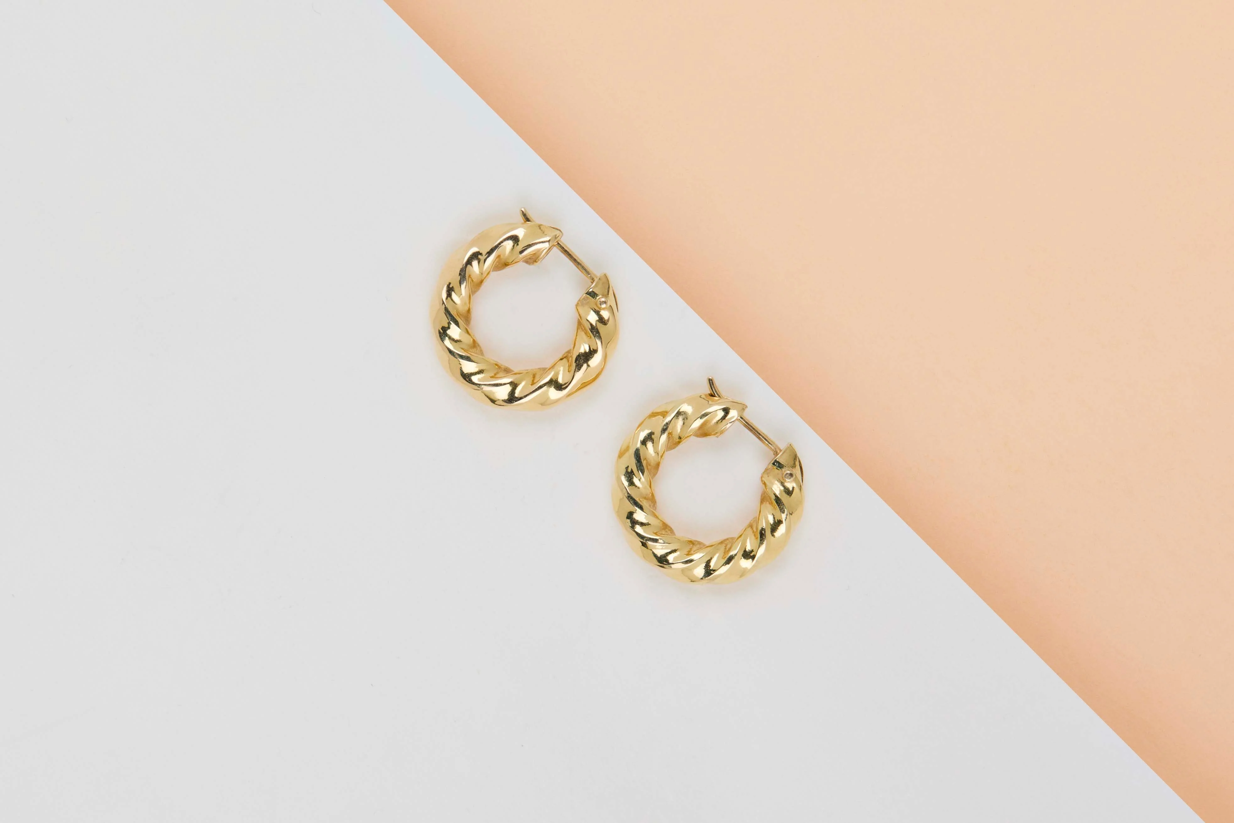 18ct. Yellow Gold Earrings - Image 2