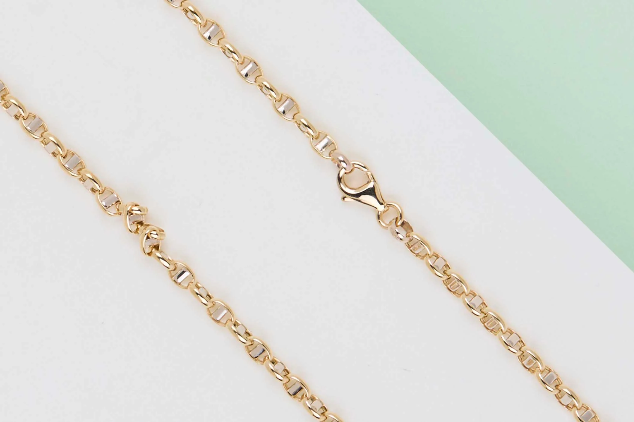 18ct. Yellow Gold Necklace - 50 CM