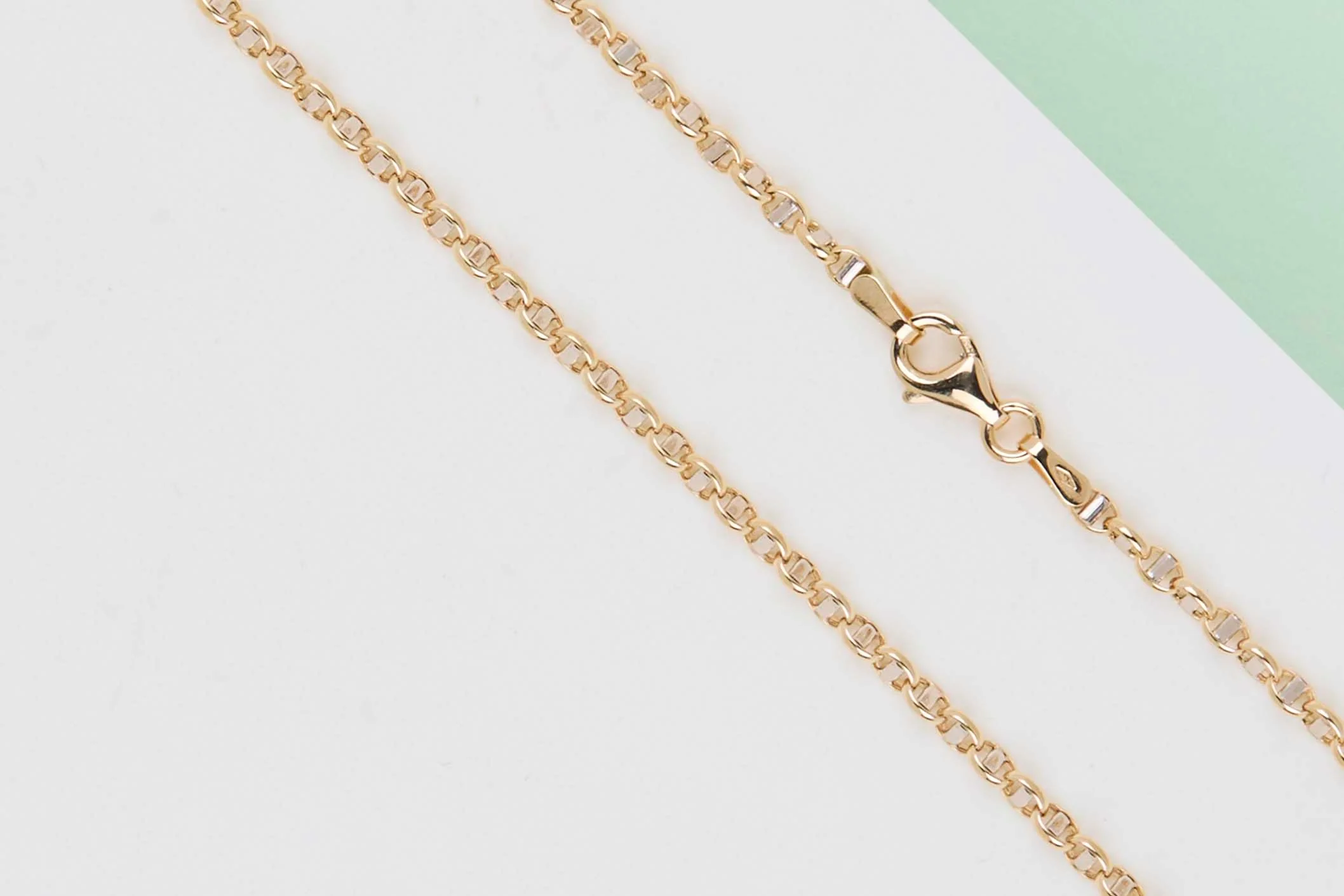 18ct. Yellow Gold Necklace - 60 CM