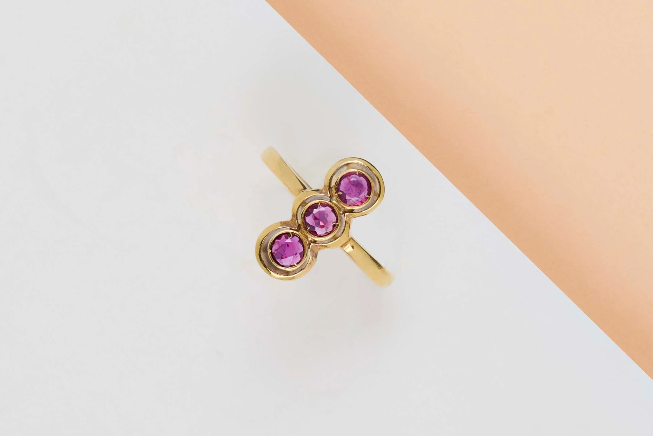 18ct. Yellow Gold Ring - Rubies - Size 55 - Image 2