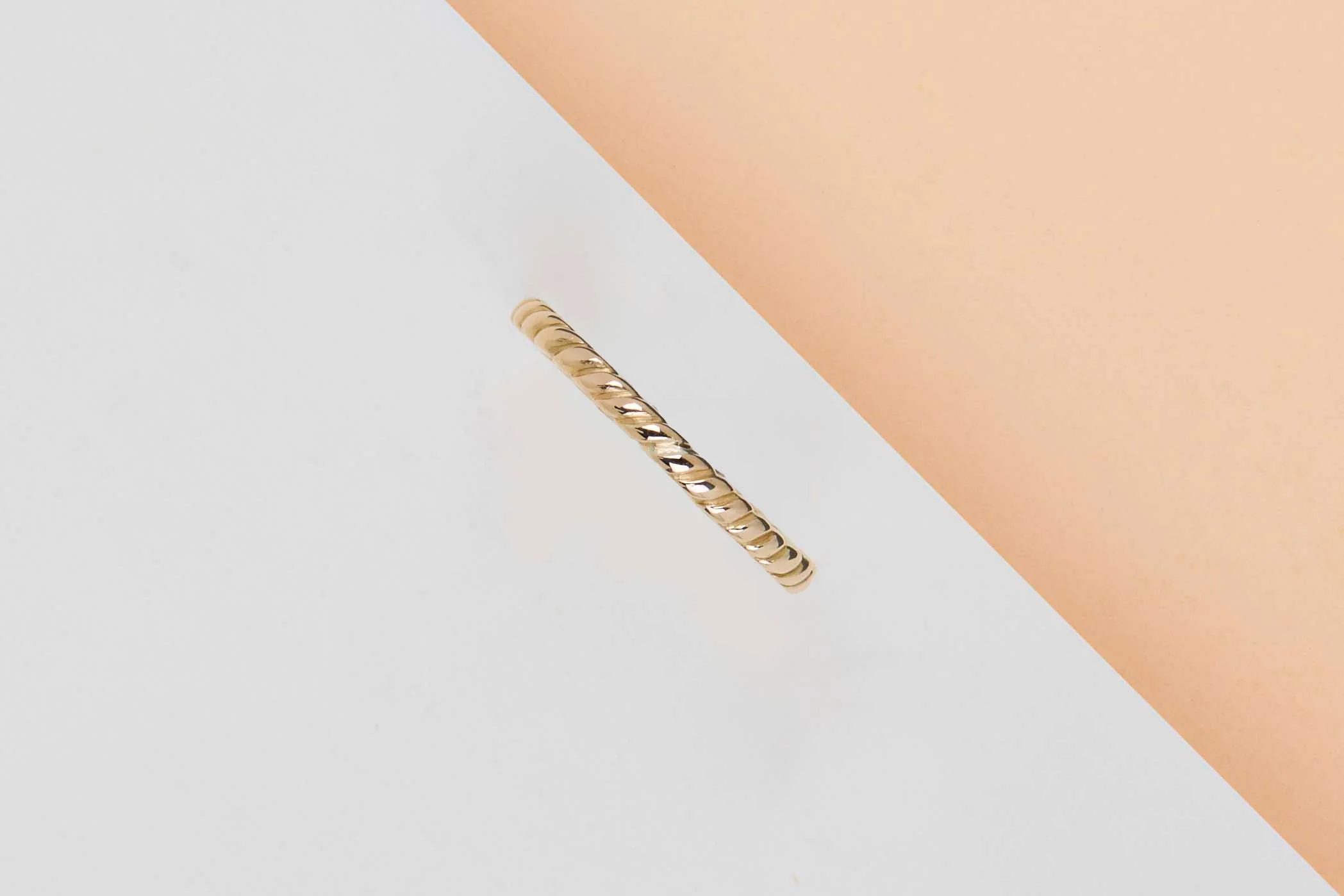 18ct. Yellow Gold Ring - Size 54 - Image 2