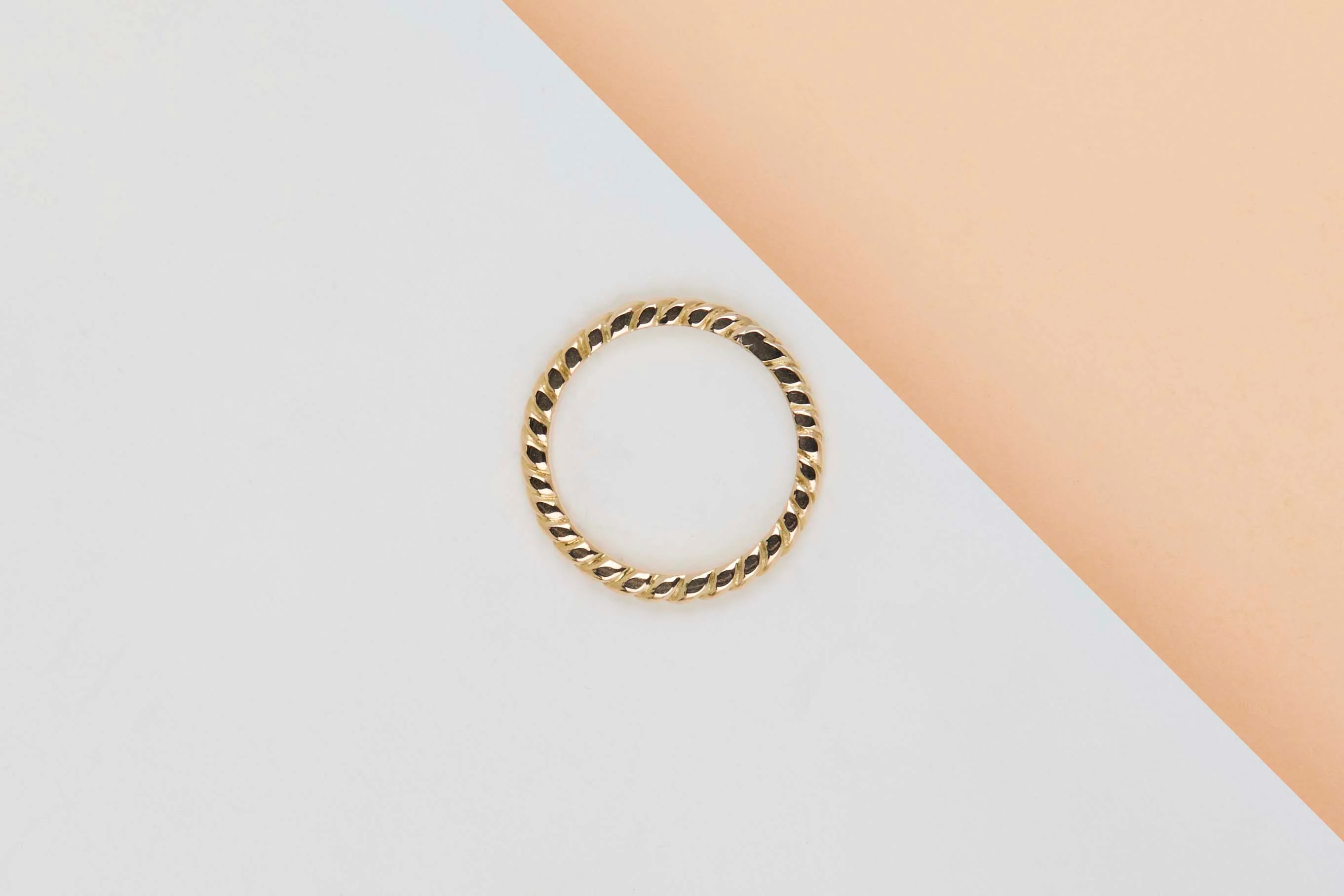 18ct. Yellow Gold Ring - Size 54 - Image 3