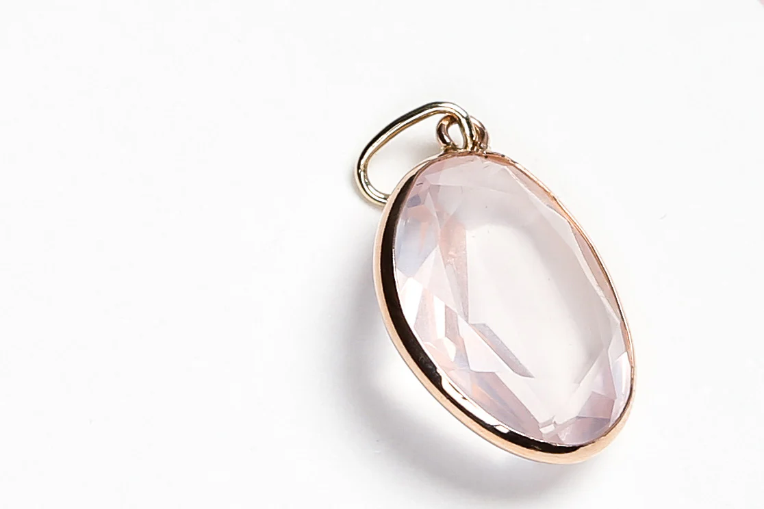 18 ct. Yellow Gold Pendant - Rose Quartz - Image 2
