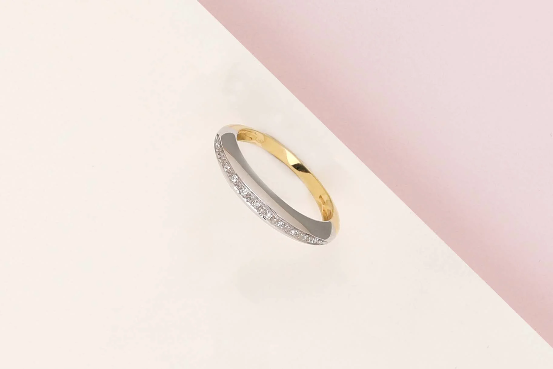 18ct. Yellow & White Gold Ring - Diamonds - Size 58 - Image 2