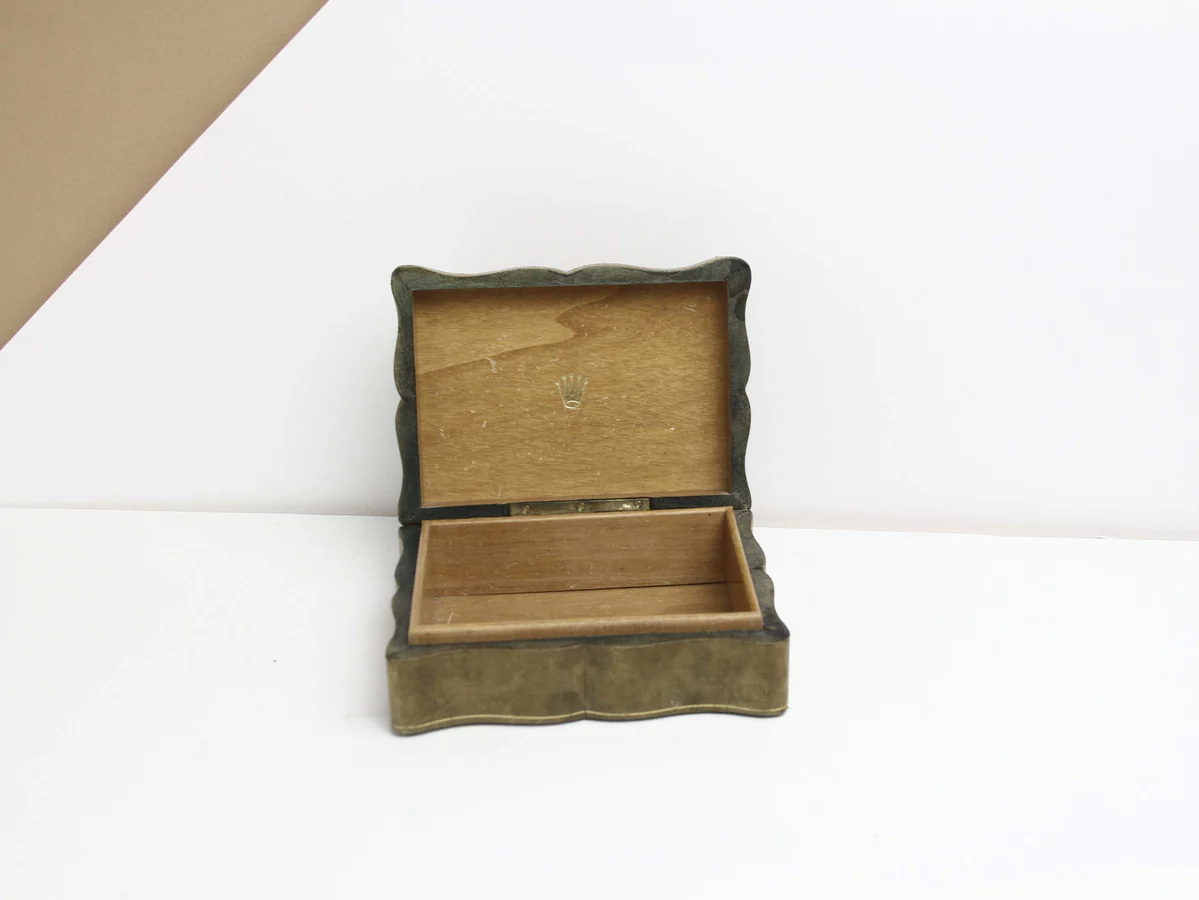Box - Image 4