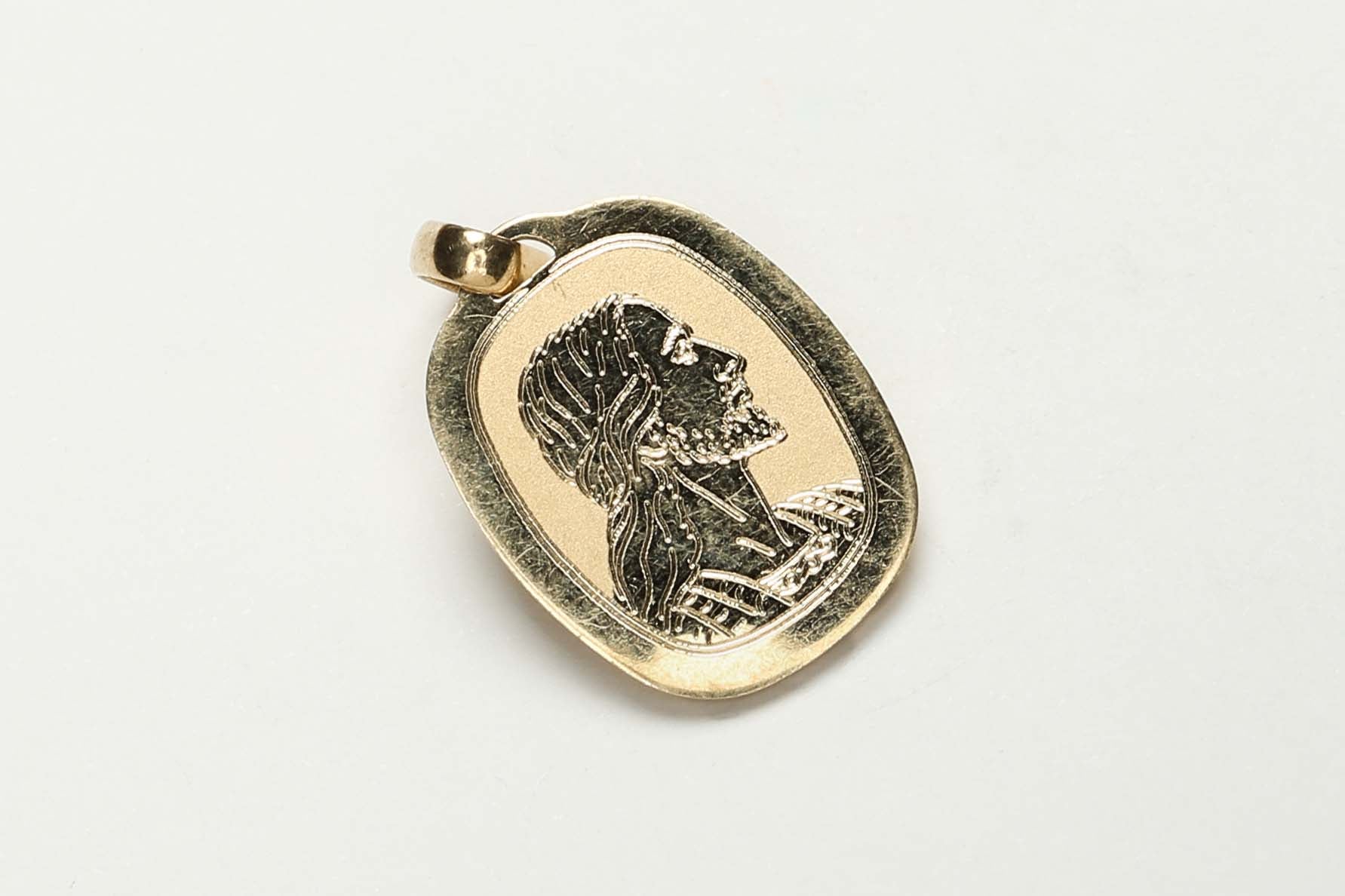 18 ct. Yellow Gold Pendant - Image 2