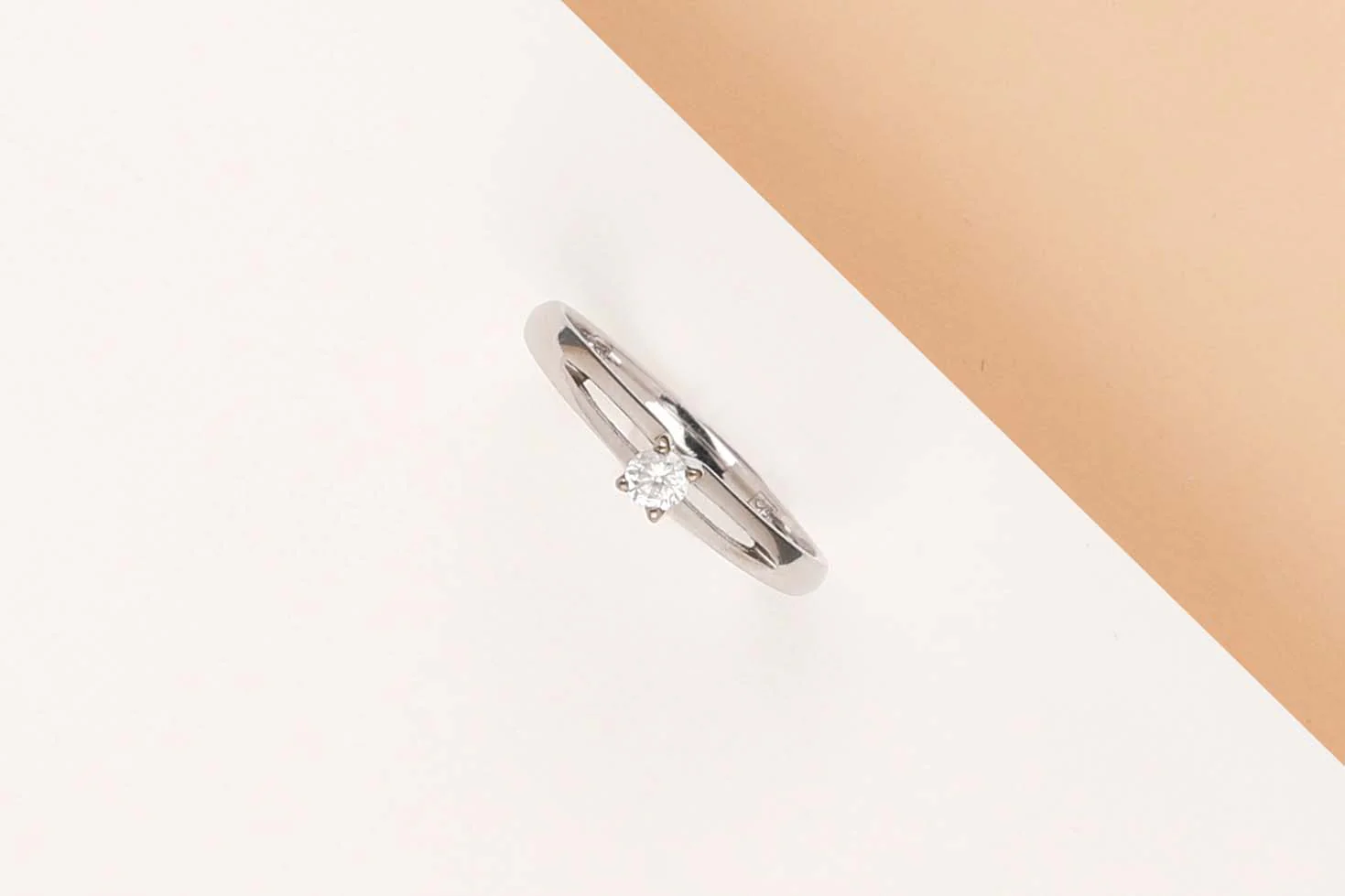 18 ct. White Gold Ring - Zirconia - Size 53 - Image 2