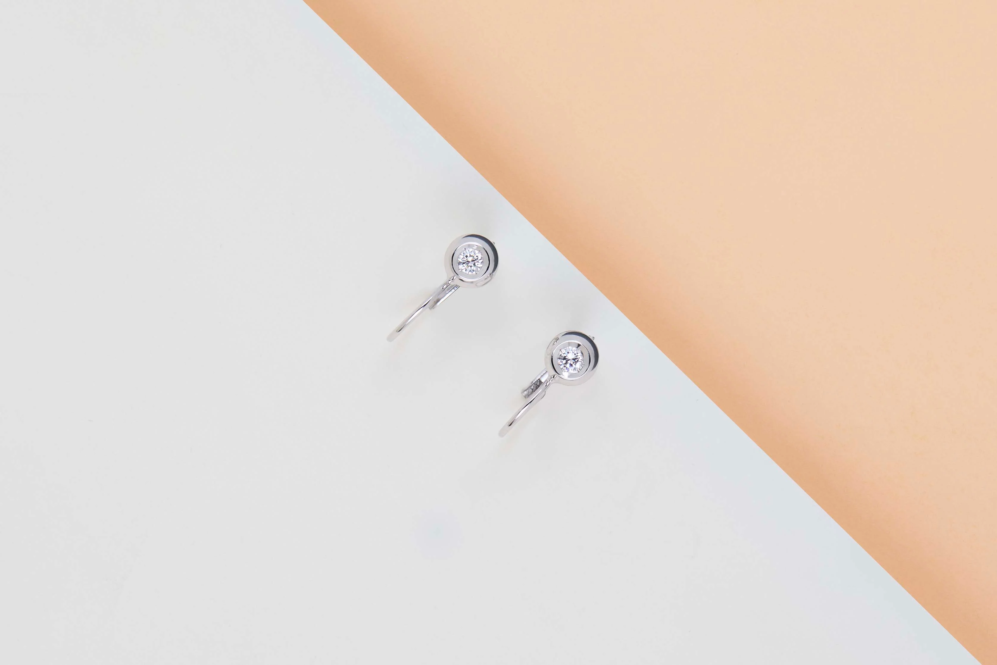 18ct. White Gold Cipollina Earrings - Diamonds