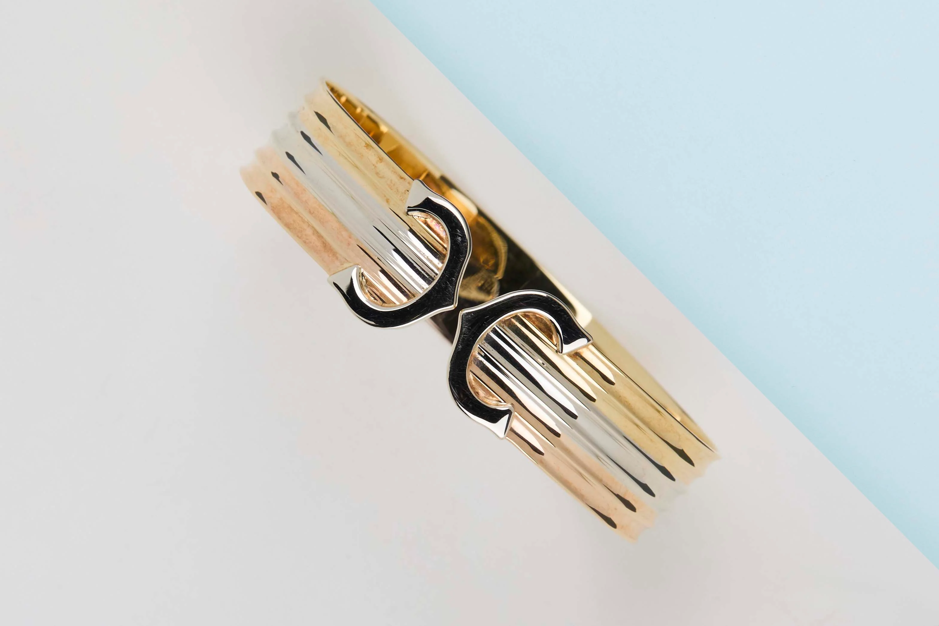 18ct. Yellow,White and Rose Gold Bracelet - 17CM