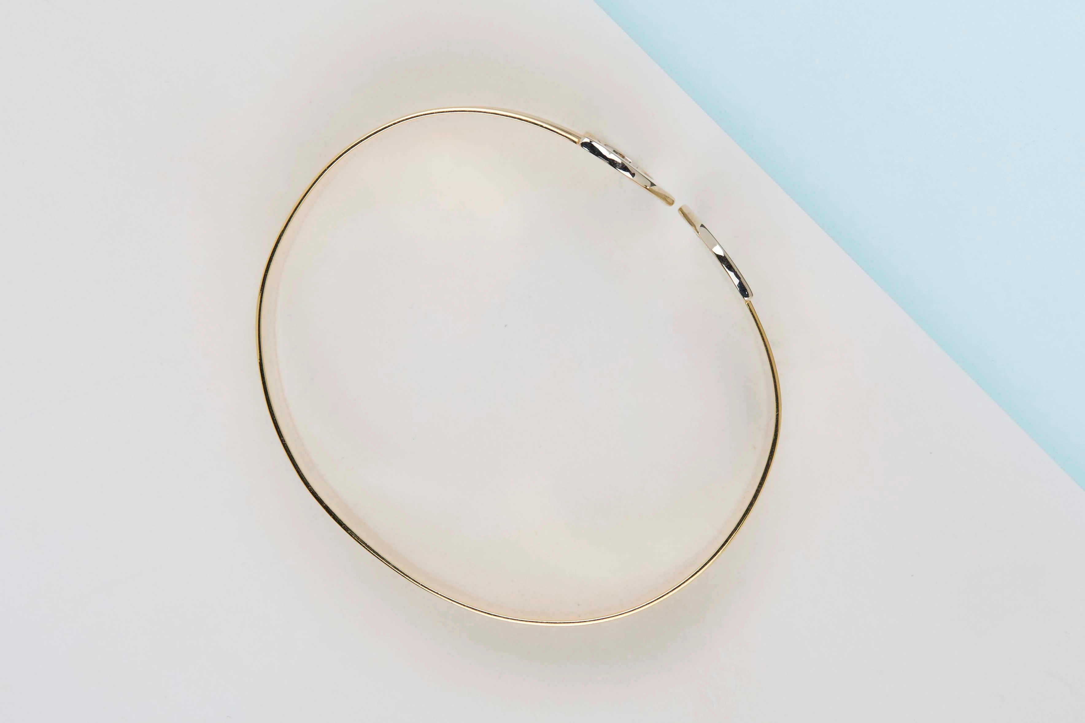 18ct. Yellow,White and Rose Gold Bracelet - 17CM - Image 3