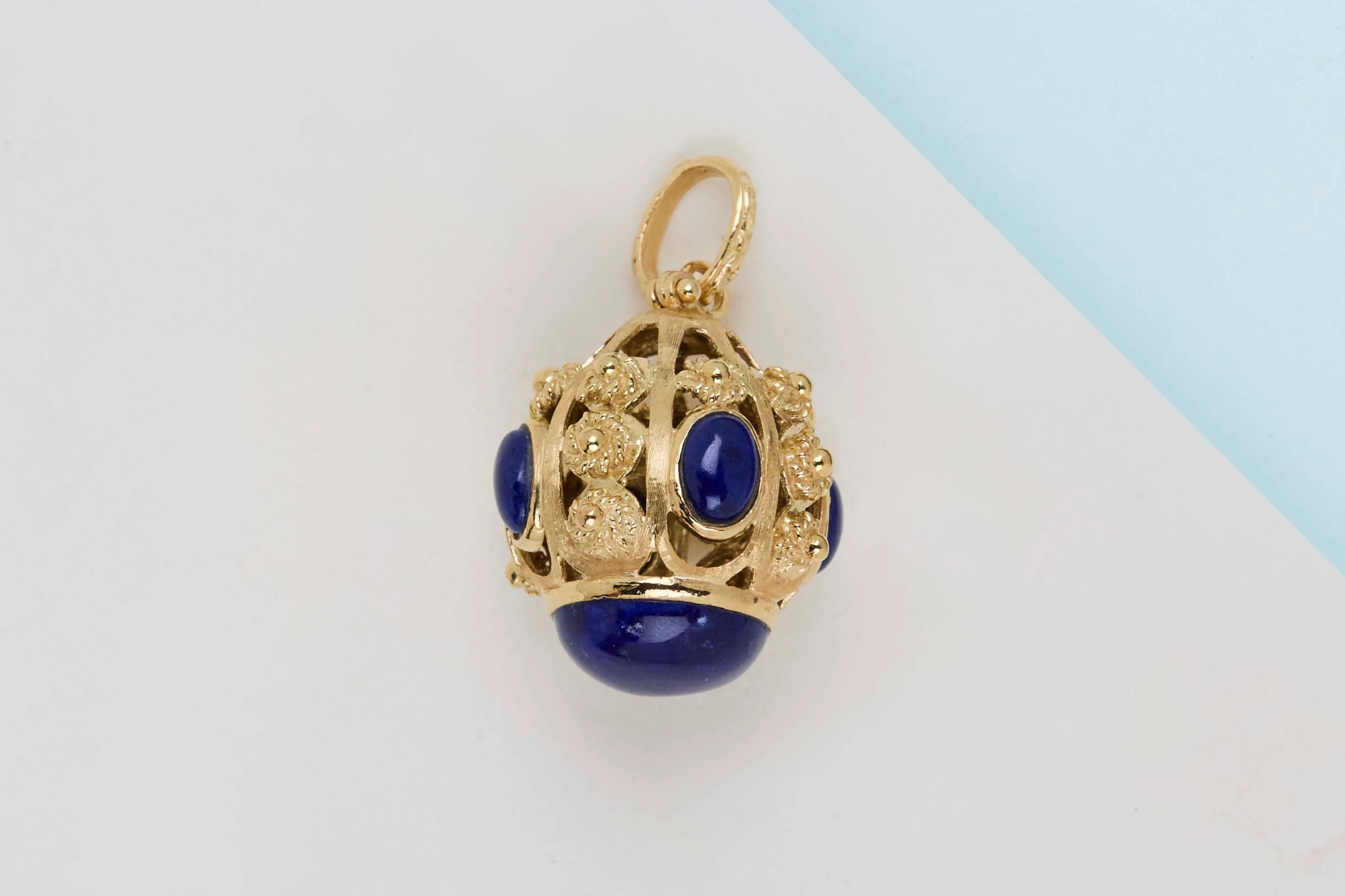 18ct. Yellow Gold Pendant - Lapis Lazuli