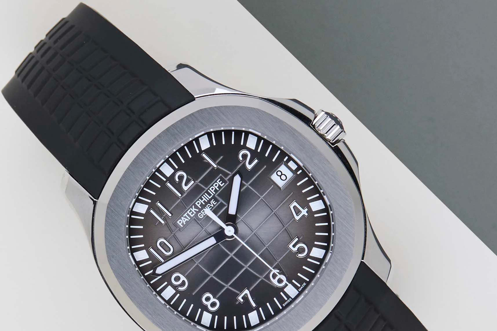 Aquanaut 'Black Grey Dial - Rubber Strap' - Image 3