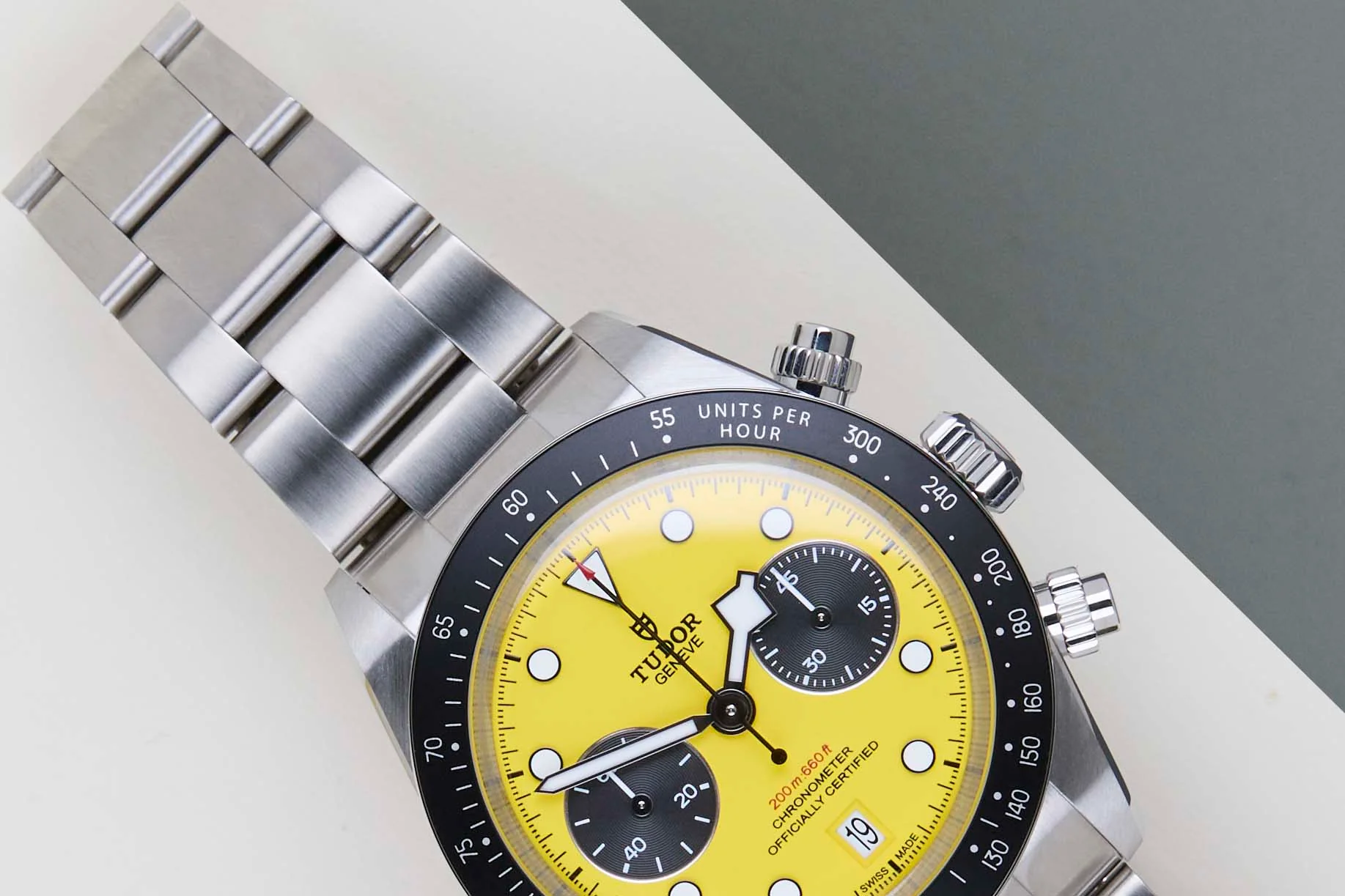 Black Bay Chrono 39 'Yellow Dial - Oyster' - Image 3