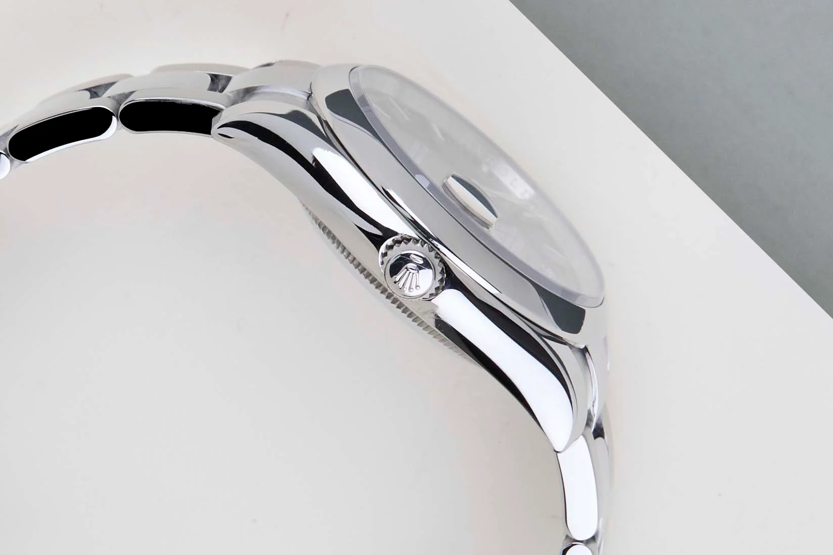 Oyster Perpetual Date 34 'Black Dial' - Image 8
