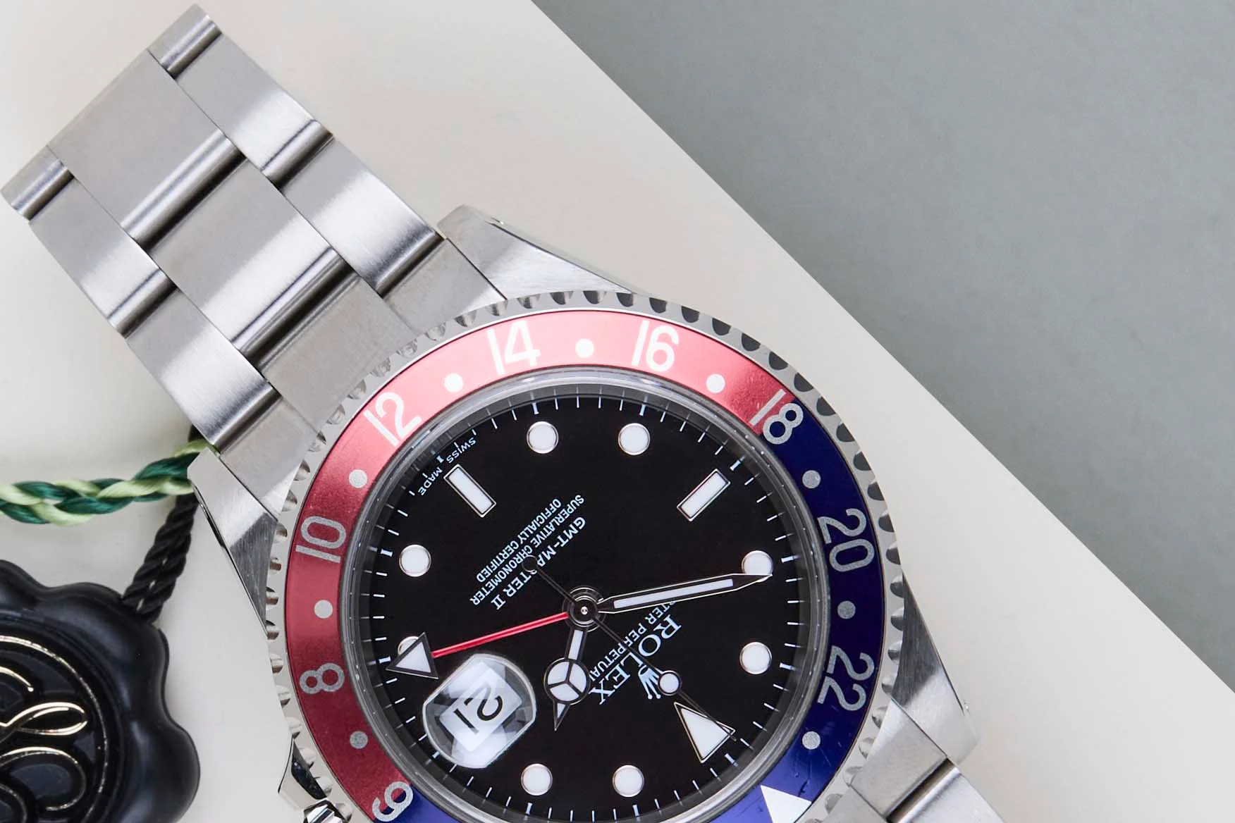 GMT-Master II 'Pepsi - Oyster' - Image 4
