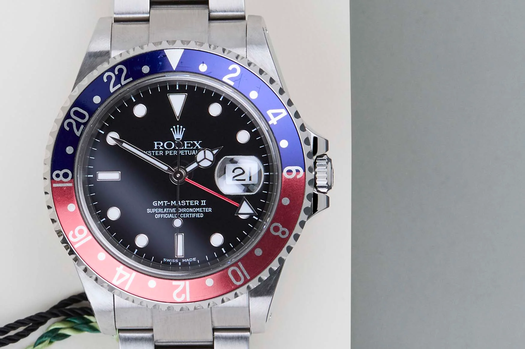 GMT-Master II 'Pepsi - Oyster' - Image 5