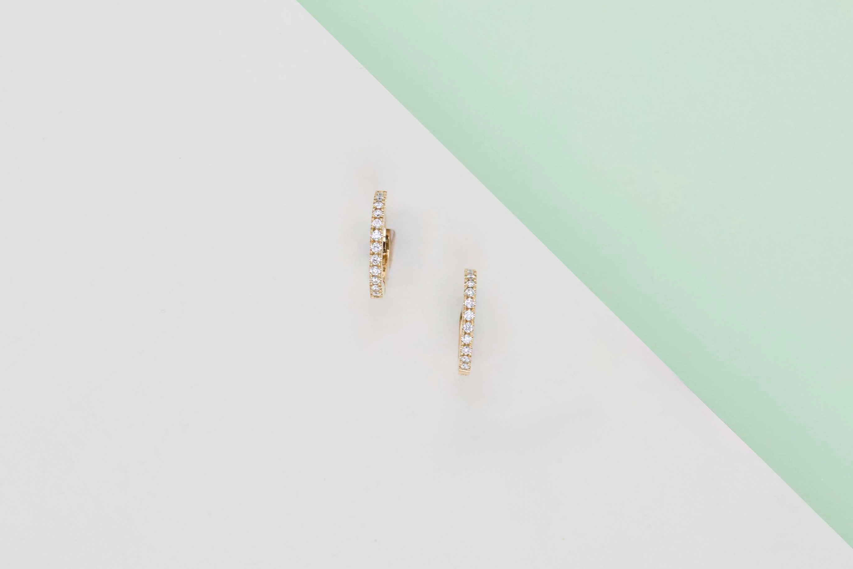 Hoop Earrings with diamonds - Yellow Gold - Image 2