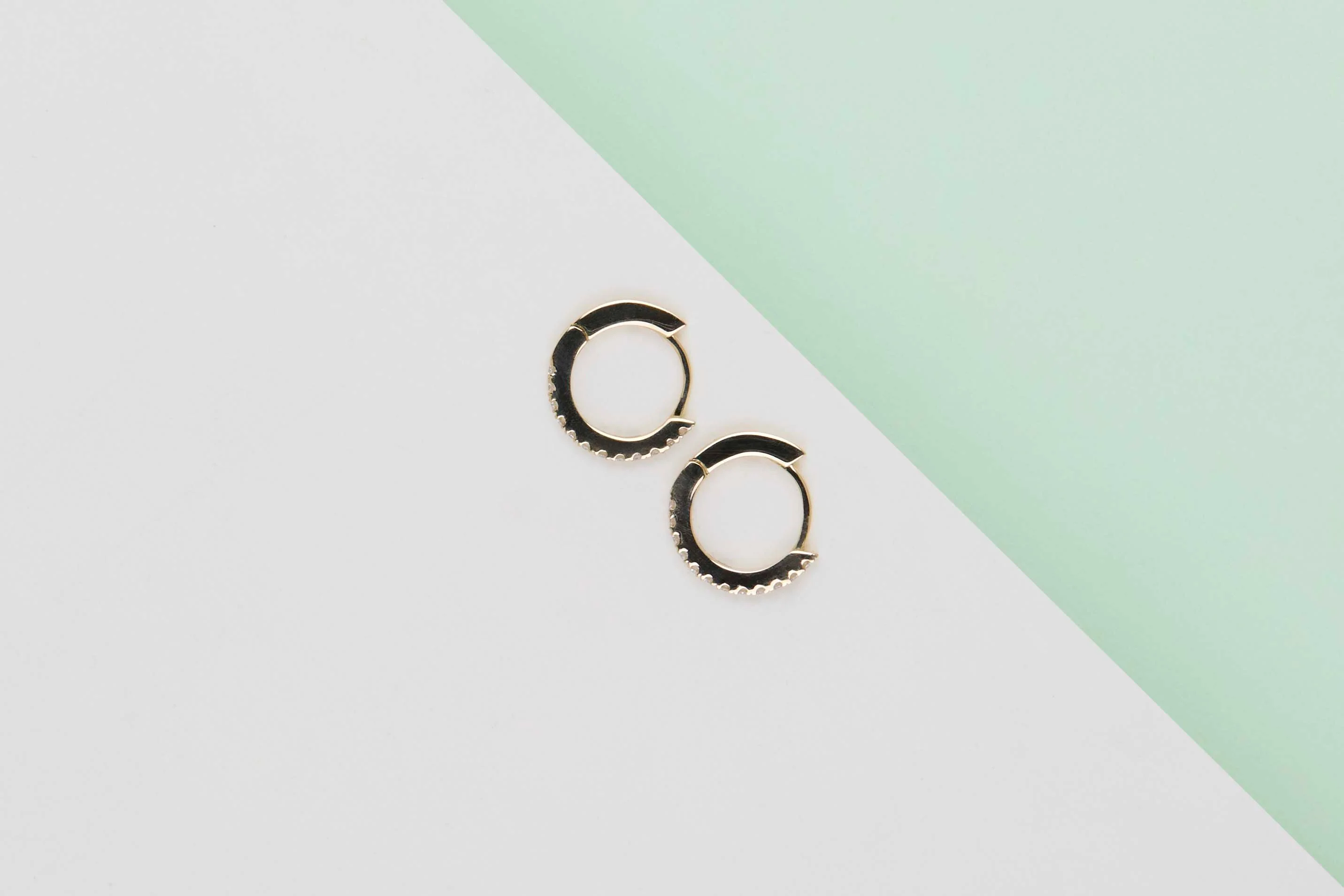 Hoop Earrings with diamonds - Yellow Gold - Image 3