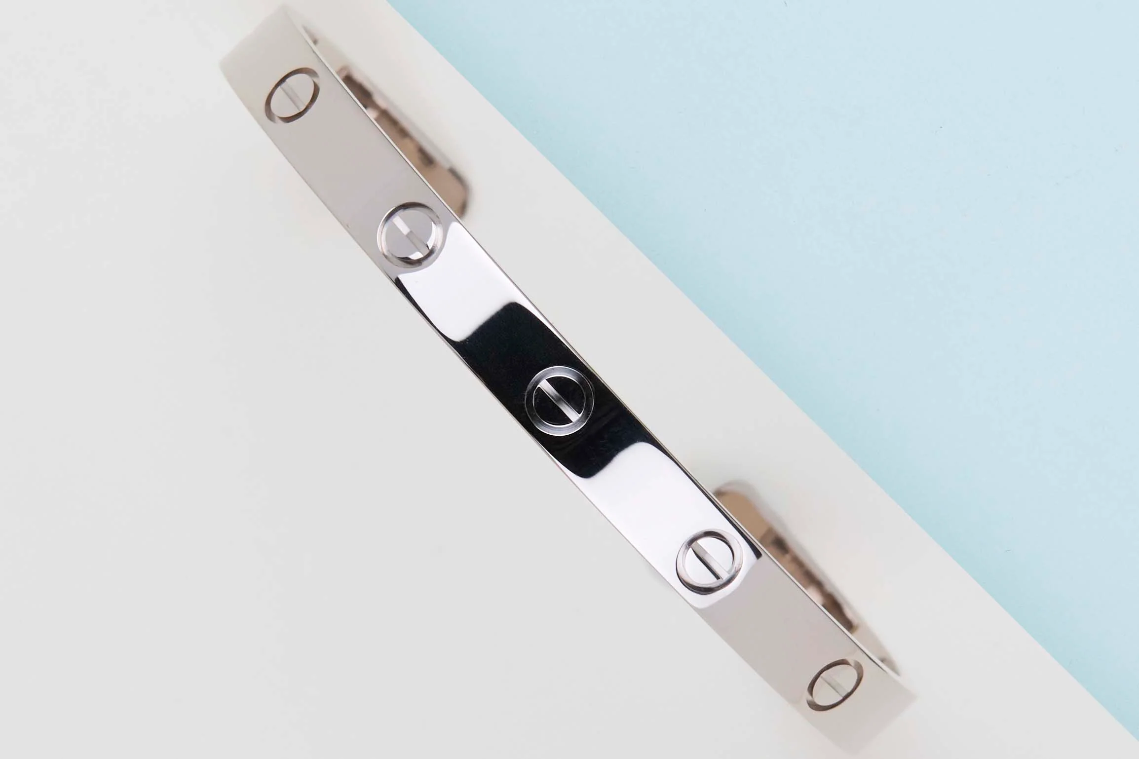 Love Bracelet Open - White Gold - Size 18 - B&P
