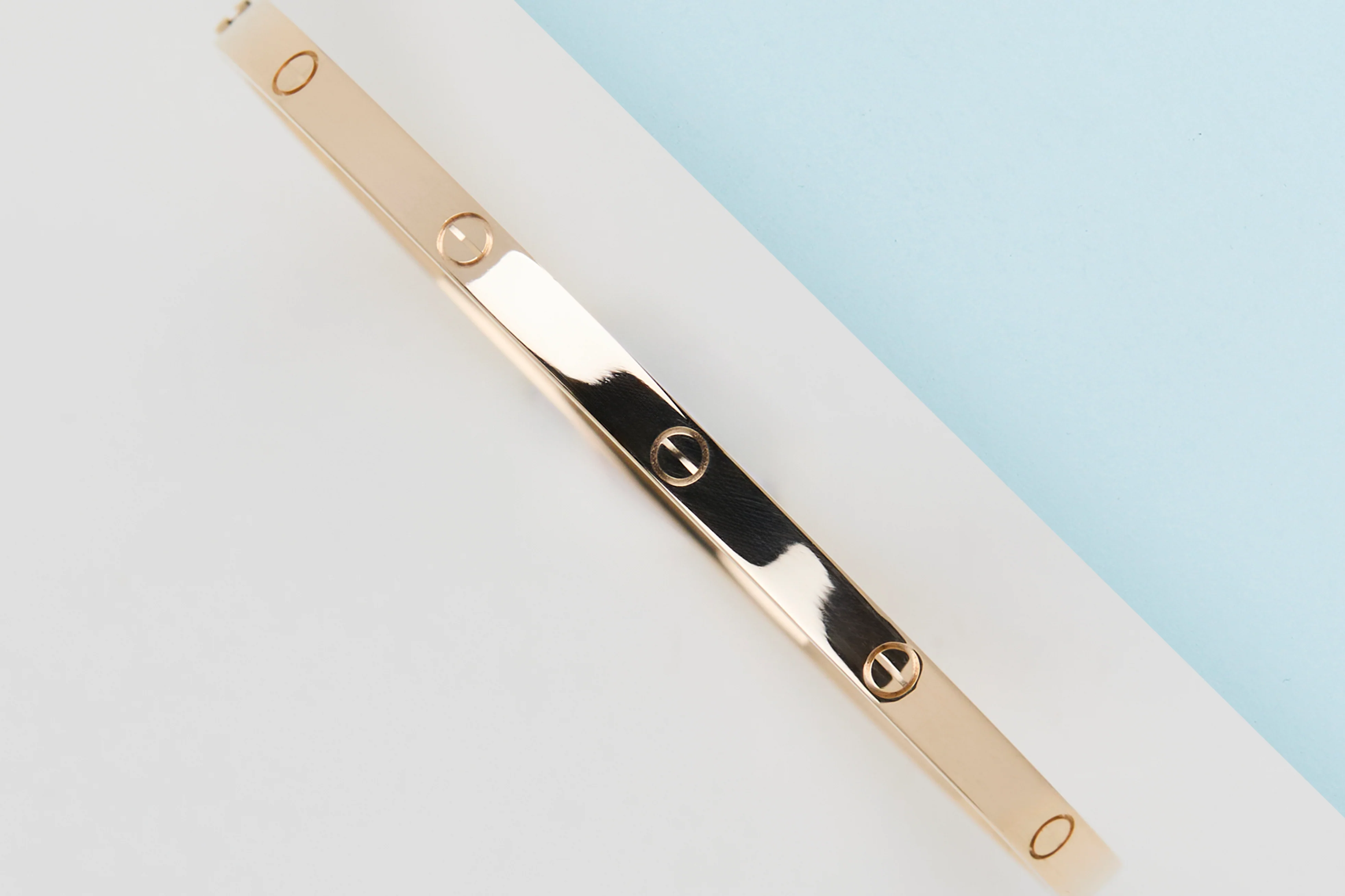 Love Bracelet Small - Yellow Gold - Size 18 - B&P