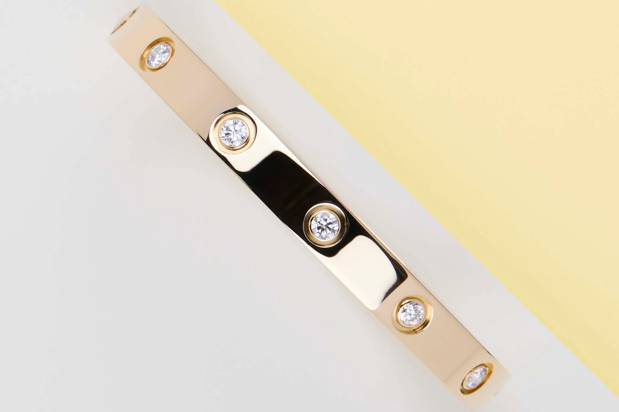Love Bracelet - Yellow Gold & 10 Diamonds - Size 16 - B&P