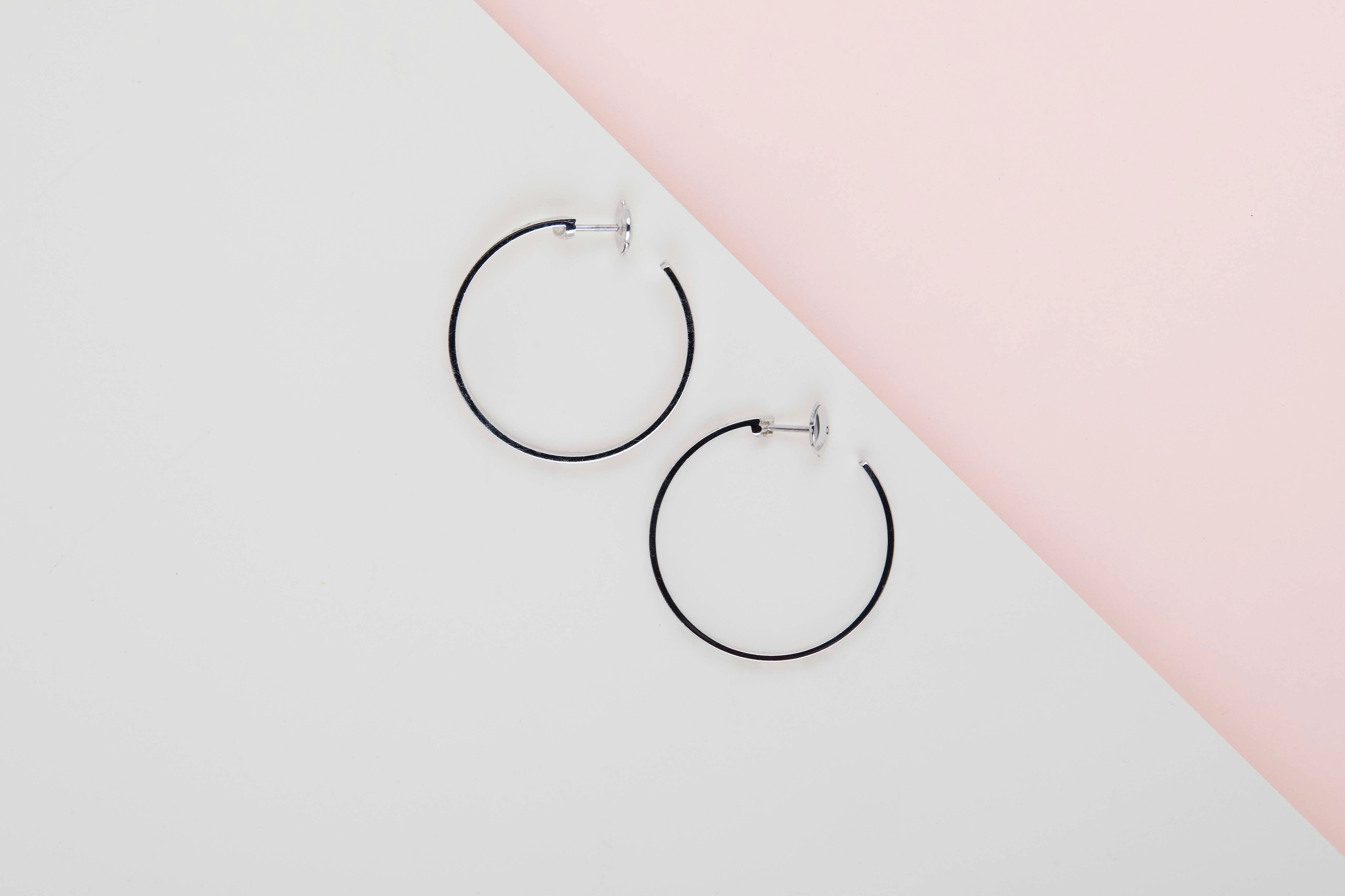 Love Hoop Earings Large - White Gold - B&P - Image 3