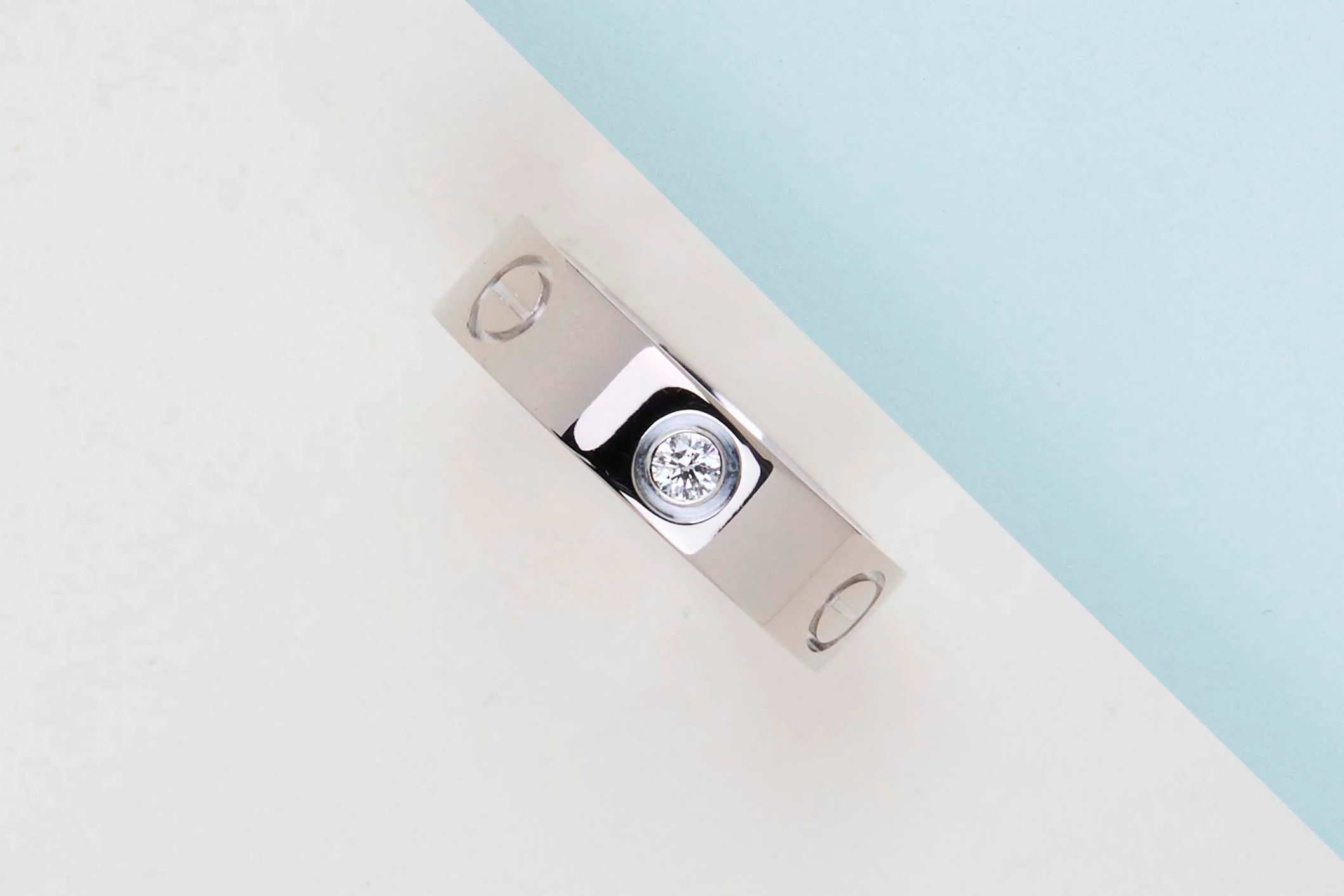 Love Ring - White Gold & Diamonds - Size 55 - B