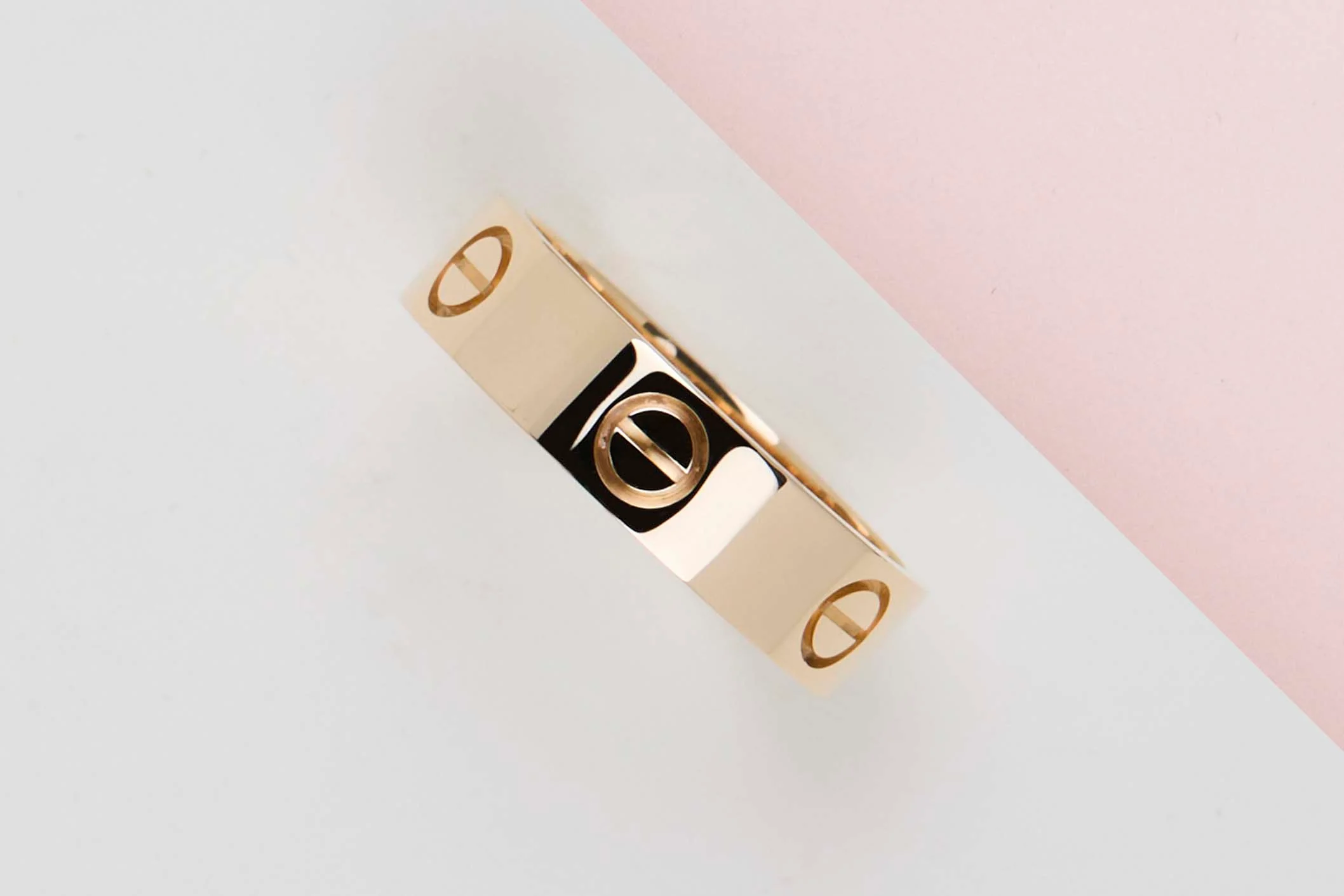 Love Ring - Yellow Gold - Size 58 - B&P