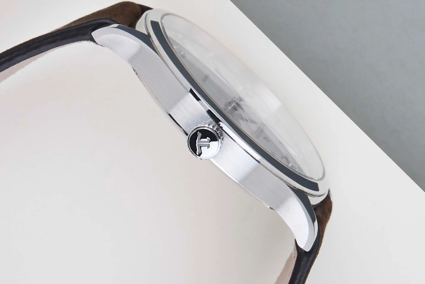 Master Control Date ‘Silver Dial’ - Image 8
