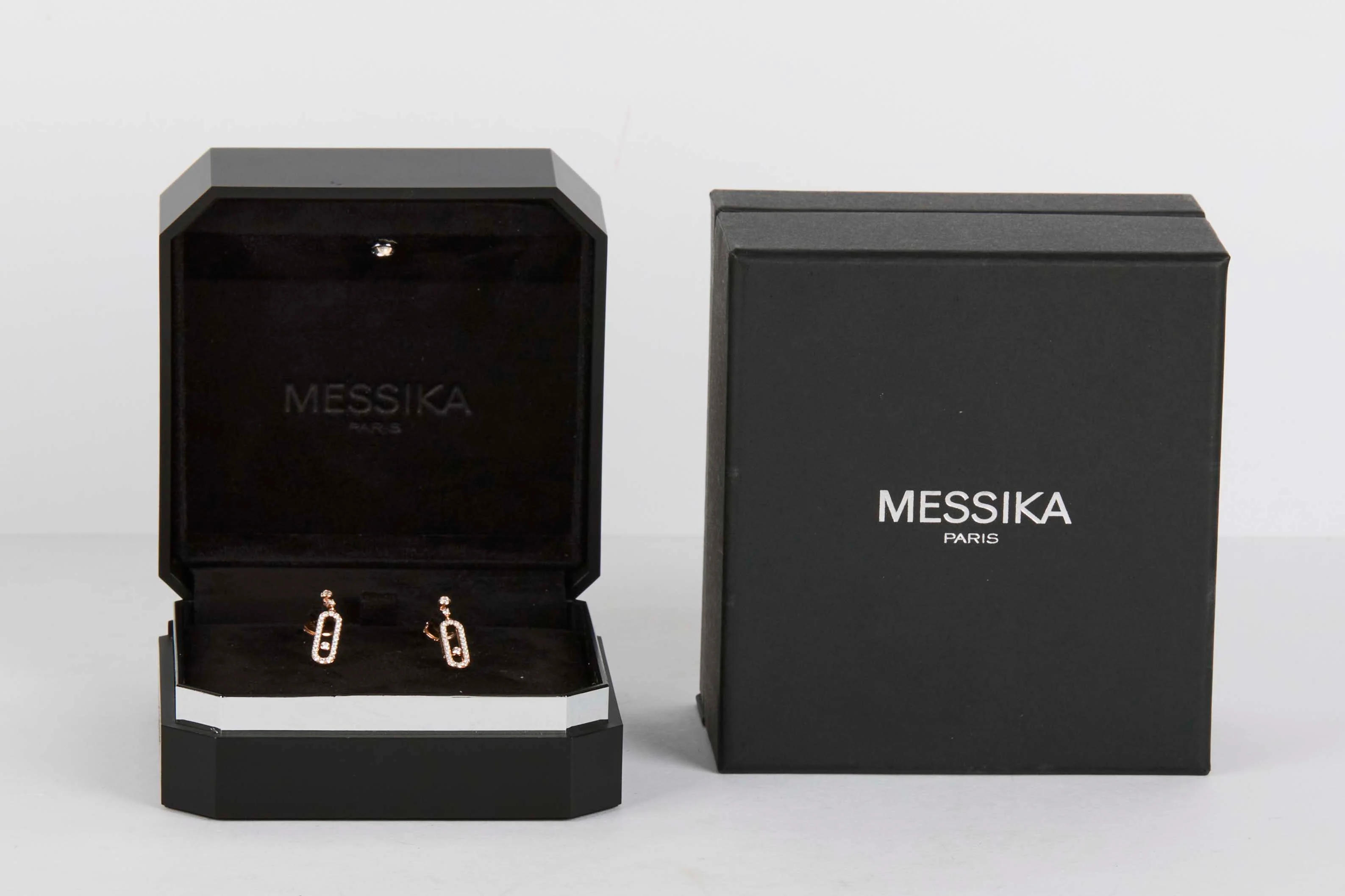Move Uno Stud Earrings - Rose Gold & Diamonds - B&P - Image 4