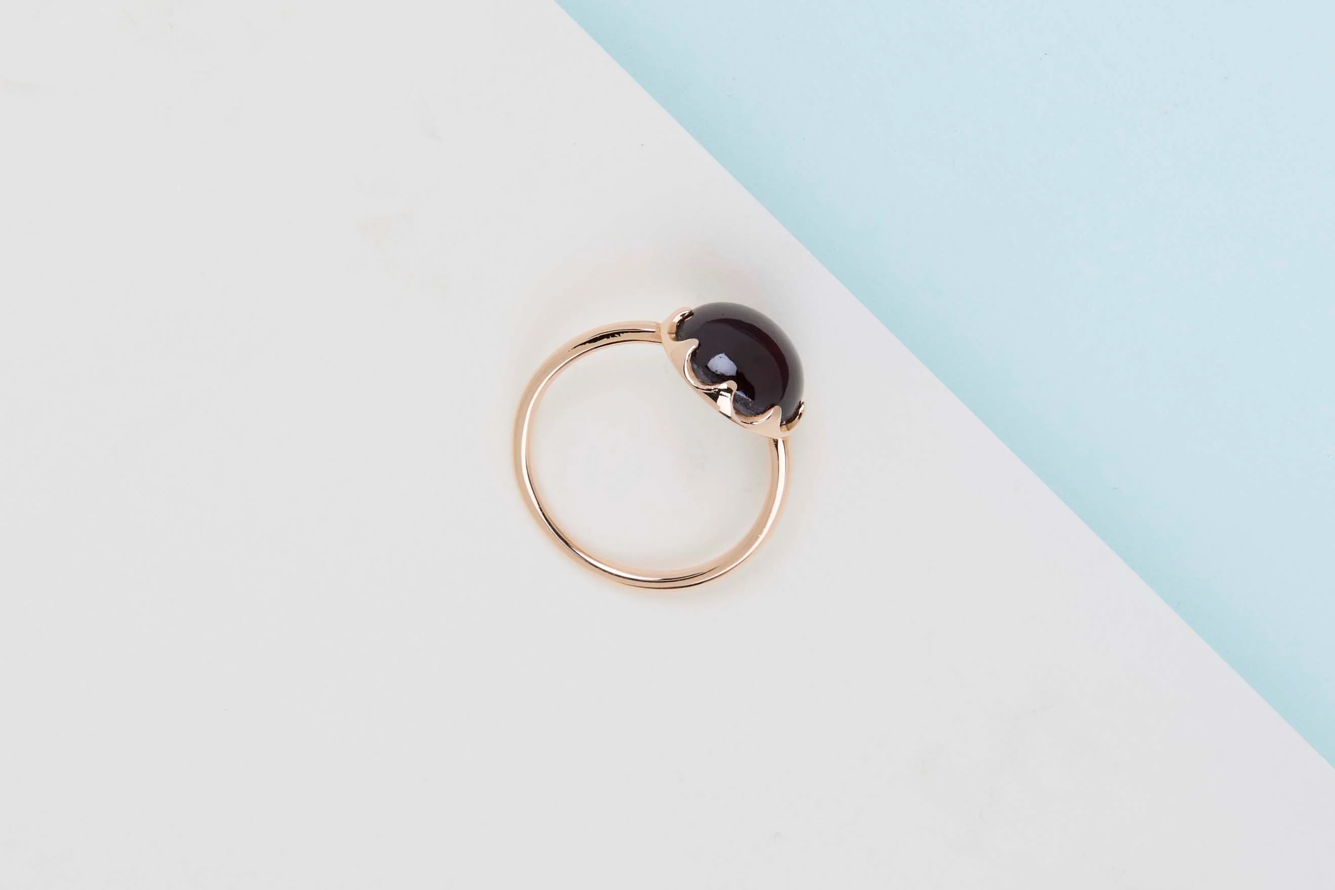 Rose Gold Ring - Garnet and Mother of Pearl - Size 53 - Image 3