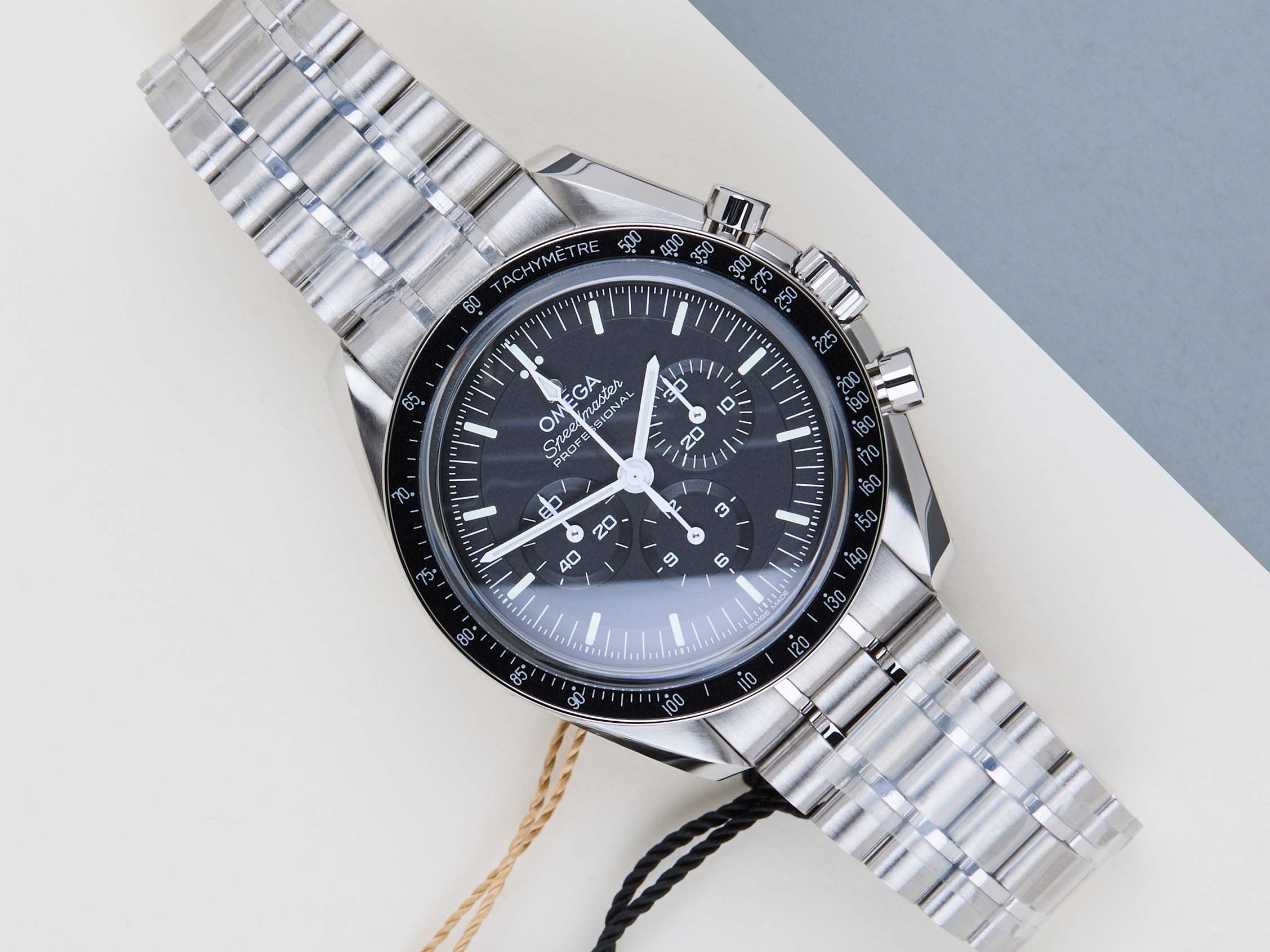 Speedmaster Moonwatch 'Sapphire'