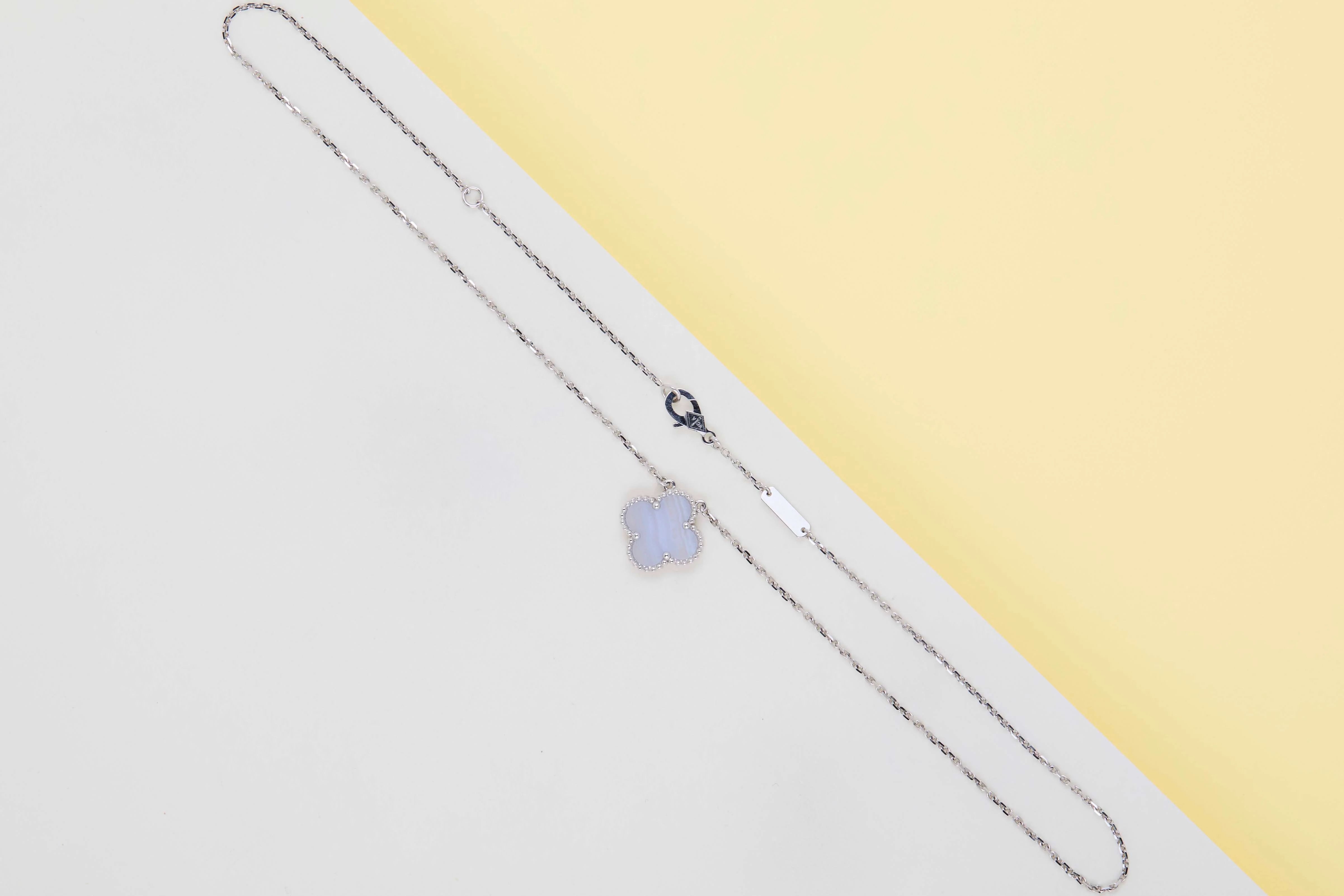 Vintage Alhambra Necklace - White Gold - Chalcedony - 42 CM - B&P - Image 2