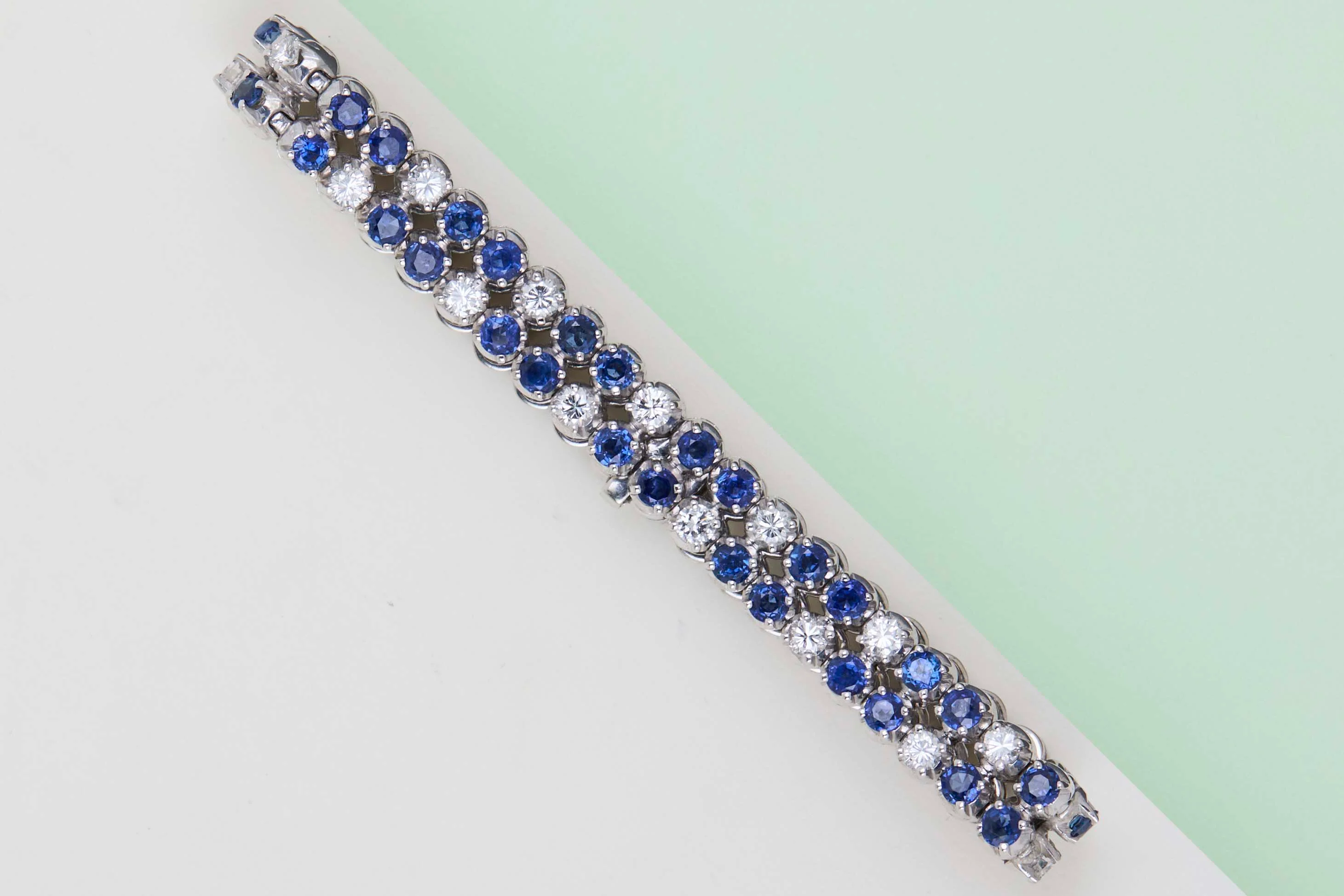 White Gold Bracelet - Diamonds & Sapphires - 17CM